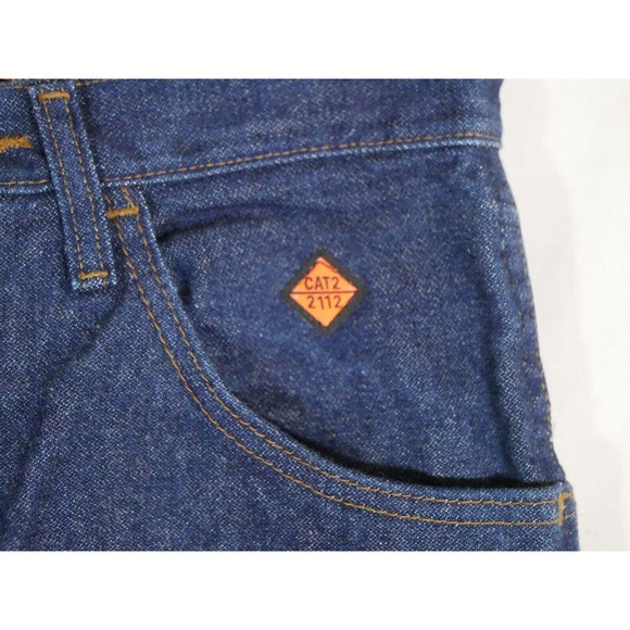 Wrangler 10FR31MWZ 31 Relaxed CAT 2 - 2112 FR Flame Resistant Jeans ~ Size 28x34 - Picture 3 of 15